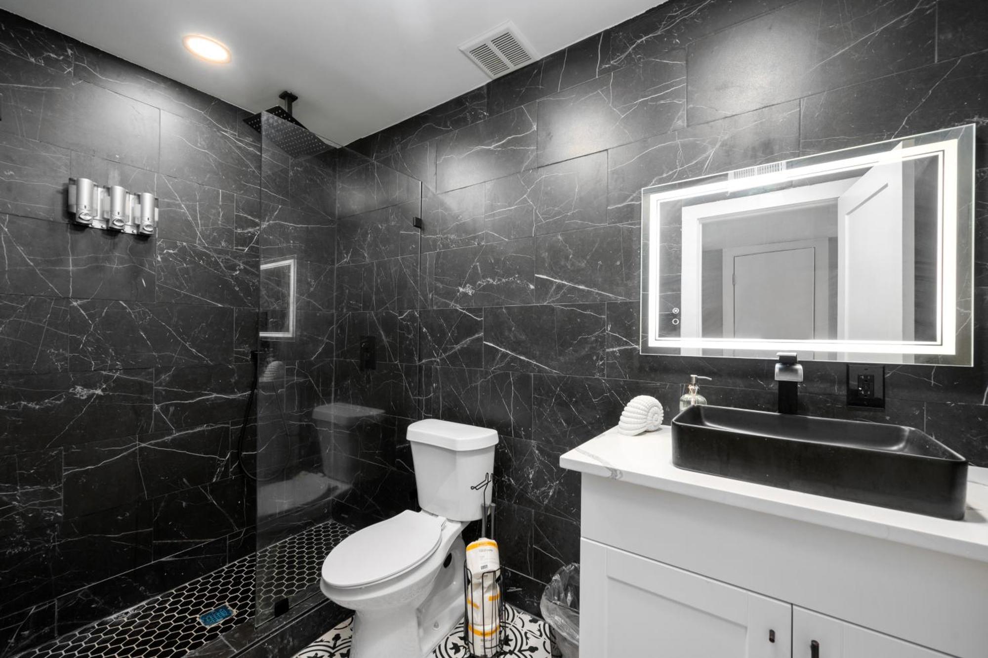 Cute And Stylish 1Br Apt With Pool & Free Park هيوستن المظهر الخارجي الصورة